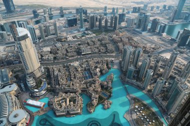 Birleşik Arap Emirlikleri, Dubai, 31 Ocak 2016: Görünüm Dubai downtown Burj Khalifa'nın gökdelenin 125 yerden. En iyi Uluslararası Dubai Kongre ve Sergi Sarayı, Birleşik Arap Emirlikleri, Basra Körfezi, Arap Yarımadası'nda, Orta Doğu