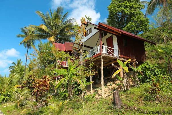 Hermoso Bungalow Entre Palmeras Isla Koh Wai Tailandia — Foto de Stock