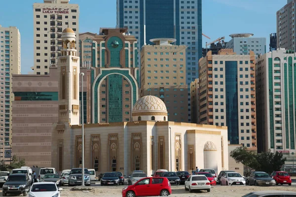 Eau Sharjah Fevereiro 2016 Edifícios Cidade Sharjah Nos Emirados Árabes — Fotografia de Stock