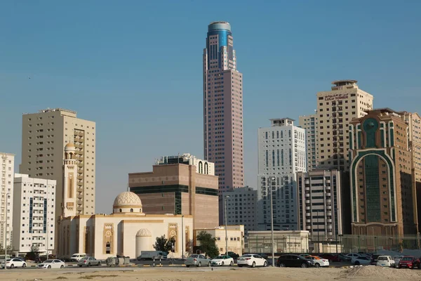 Eau Sharjah Fevereiro 2016 Edifícios Cidade Sharjah Nos Emirados Árabes — Fotografia de Stock