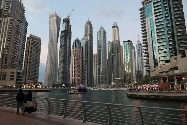 Оаэ Дубай Февраля 2016 Здания Дубай Марина Объединенные Арабские Эмираты — стоковое фото