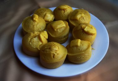 Asyalı pirinç keki.