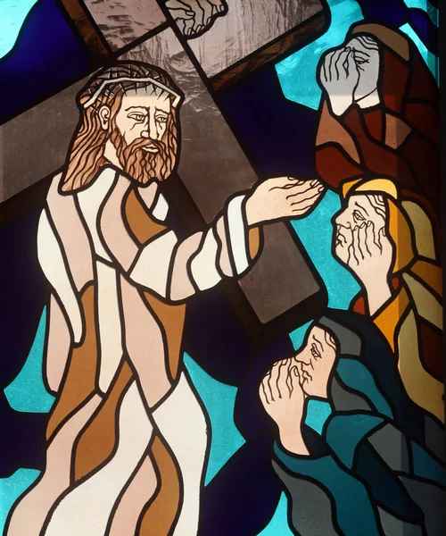 Станция Креста Иисус Падает Второй Раз Стеклянное Окно Церкви Святого — стоковое фото