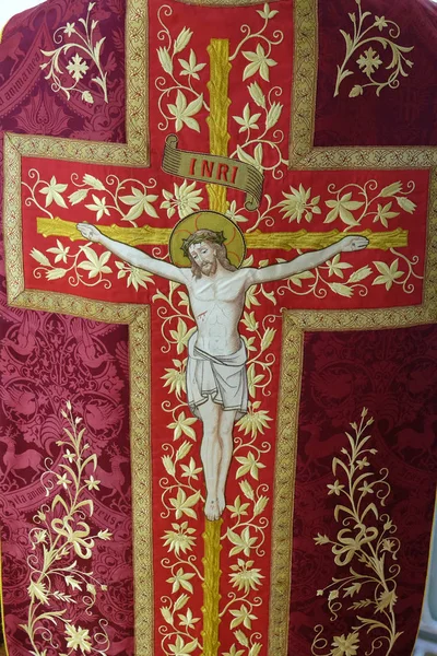Crucifixion Détail Des Vêtements Ecclésiastiques Réalisés Par Les Sœurs Charité — Photo