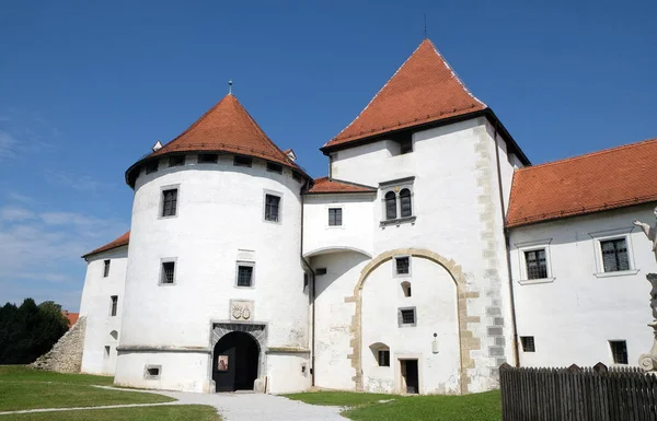 Varazdin Slott Gamla Stan Ursprungligen Byggd 1200 Talet Varaždin Kroatien — Stockfoto