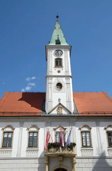 Prefeitura Varazdin Com Torre Relógio Dos Marcos Mais Famosos Cidade — Fotografia de Stock
