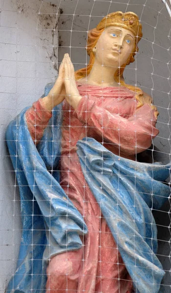 Jungfrau Maria Statue Auf Hausfassade Varazdin Kroatien — Stockfoto