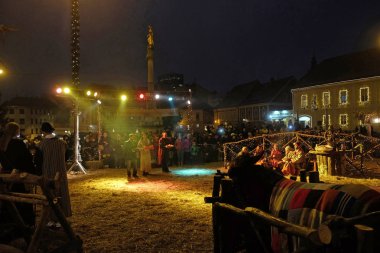 Dini ruhu içinde Zagreb Advent özellikle nerede topluluk Cenacolo canlı Christmas Doğum sahnesi, 20 Aralık 2016 düzenler Katedrali, önü hissedebiliyorum.