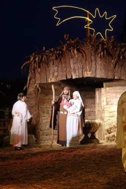 Dini ruhu içinde Zagreb Advent özellikle nerede topluluk Cenacolo canlı Christmas Doğum sahnesi, 20 Aralık 2016 düzenler Katedrali, önü hissedebiliyorum.
