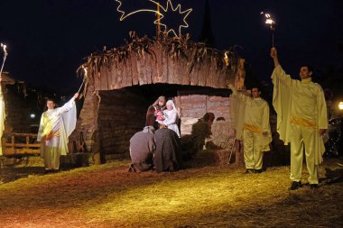 Dini ruhu içinde Zagreb Advent özellikle nerede topluluk Cenacolo canlı Christmas Doğum sahnesi, 20 Aralık 2016 düzenler Katedrali, önü hissedebiliyorum.