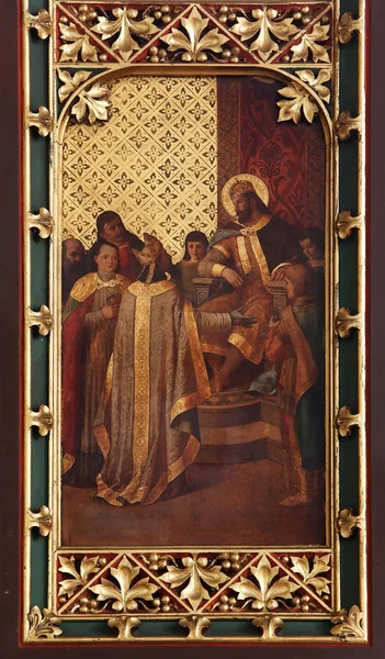Ladislaus 派第一位萨格勒布主教 祭坛在萨格勒布大教堂致力于玛丽的假设 — 图库照片