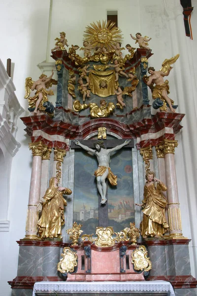 Altar Santa Cruz Iglesia Inmaculada Concepción Lepoglava Croacia —  Fotos de Stock