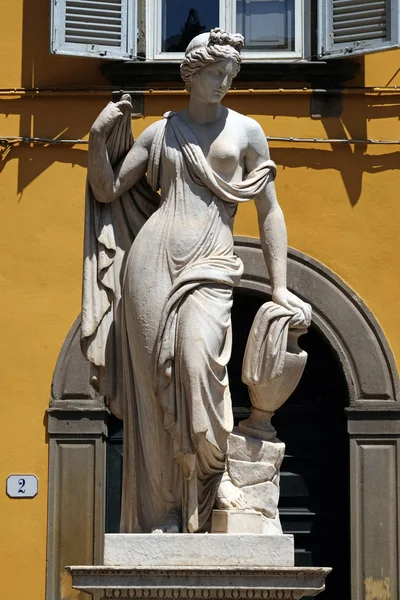 Pupporona Statue Auf Der Piazza Salvetore Lucca Toskana Italien — Stockfoto