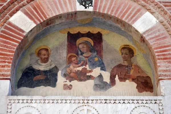 Virgen María Con Niño Jesús Los Santos Luneta Sobre Puerta — Foto de Stock