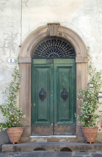 Residentiële Deur Detail Van Middeleeuwse Stad Lucca Toscane Italië — Stockfoto