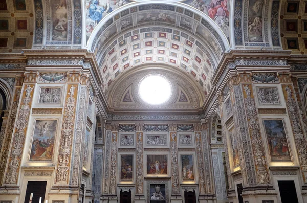Εσωτερικό Της Βασιλικής Του Αγίου Ανδρέα Στη Μάντοβα Ιταλία — Φωτογραφία Αρχείου