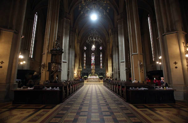 Interior Catedral Zagreb Croácia — Fotografia de Stock