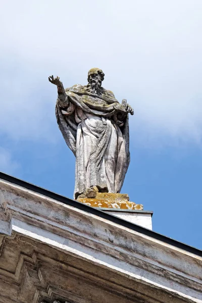 San Pablo Apóstol Estatua Fachada Catedral Mantua Dedicada San Pedro —  Fotos de Stock