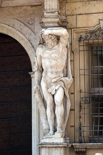 Herkules Statue Eingang Zum Palazzo Vescovile Bischofspalast Aus Dem Jahrhundert — Stockfoto