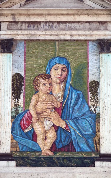 Szűz Mária Kis Jézus Ház Homlokzata Mantova Olaszország — Stock Fotó