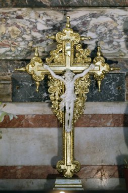 Zagreb Katedrali adanmış Our Lady sunak üzerinde Meryem Varsayım çapraz