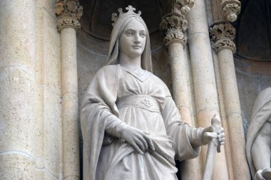 Saint Catherine İskenderiye heykeli Mary varsayım adanmış Zagreb Katedrali Portal