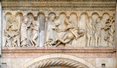 Adem'in Yaratılışı ve Eve, günaha kabartma Wiligelmo, Modena Katedrali, İtalya 