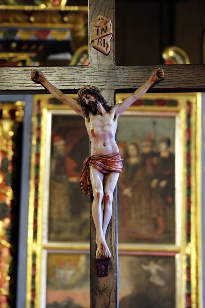 Croix Sur Autel Dans Église Sainte Barbara Velika Mlaka Croatie — Photo