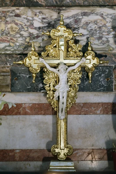 Cruz Sobre Altar Nuestra Señora Catedral Zagreb Dedicada Asunción María — Foto de Stock