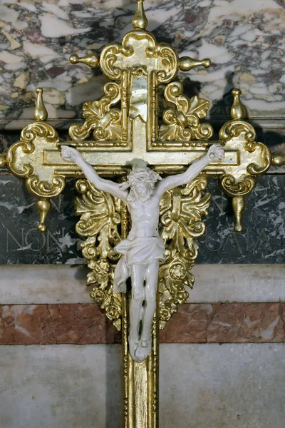 Cruz Sobre Altar Nuestra Señora Catedral Zagreb Dedicada Asunción María — Foto de Stock