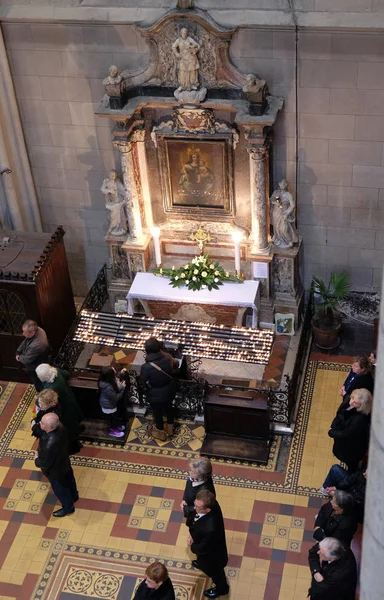 Altar Virgin Mary Zagreb Cathedral Dedicated Assumption Mary April 2015 — Stock Photo, Image