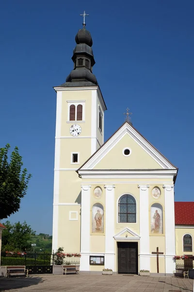 Igreja Paroquial Santa Cruz Zacretje Croácia — Fotografia de Stock