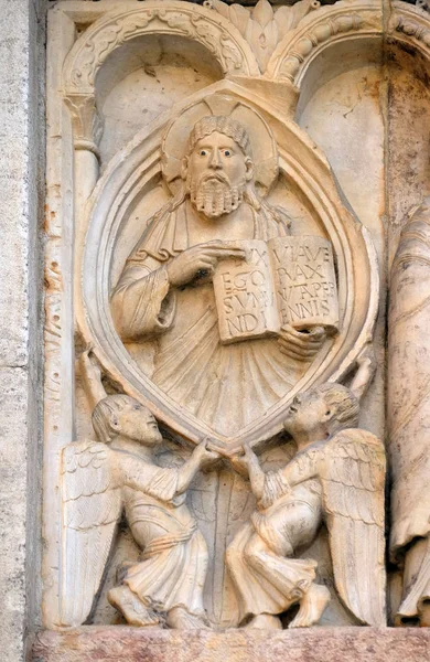 Adem Yaratılışı Eve Tanrı Baba Kabartma Wiligelmo Modena Katedrali Talya — Stok fotoğraf