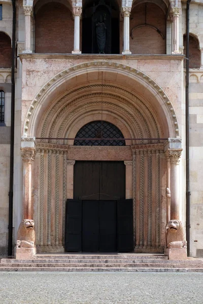 Détail Cathédrale Modène Dédiée Assomption Vierge Marie Saint Geminianus Italie — Photo