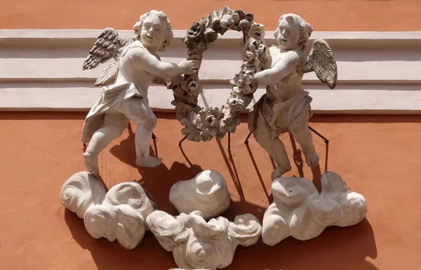 Angels Statue Portal Barbabas Church Italy — Stock Photo, Image