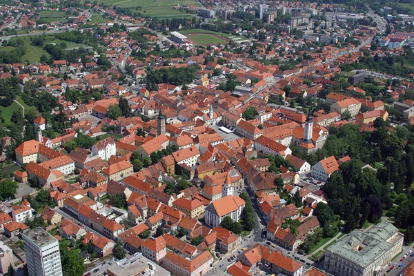 Varazdin 的鸟瞰图 城市在克罗地亚西北部 — 图库照片