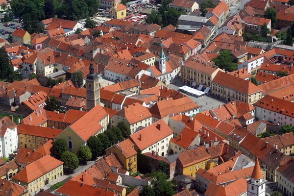 Varazdin 的鸟瞰图 城市在克罗地亚西北部 — 图库照片