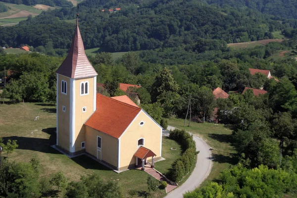 克罗地亚Komor Zacretski的Saint Vitus教堂 — 图库照片