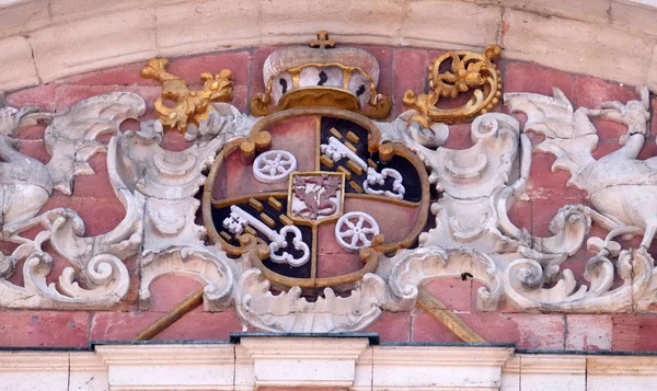 Wappen Des Kirchenbauers Auf Dem Portal Unserer Frauenkirche Aschaffenburg — Stockfoto