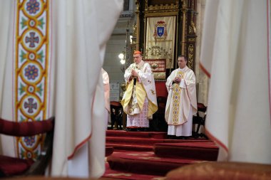 Zagreb Meryem varsayım üzerinde 05 Nisan 2015 katedral ayinde Paskalya