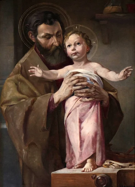 圣徒约瑟夫抱着孩子耶稣 组塑在 Hinterbrand 的教堂里 — 图库照片