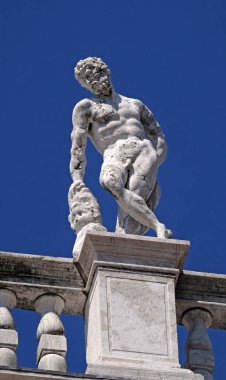 Milli Kütüphane, St Mark's Biblioteca Marciana, Venedik, İtalya, Unesco Dünya Mirası üstündeki heykel