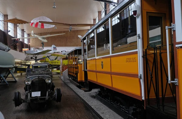 Museo Tecnico Nikola Tesla Zagabria Espone Numerosi Aerei Storici Automobili — Foto Stock