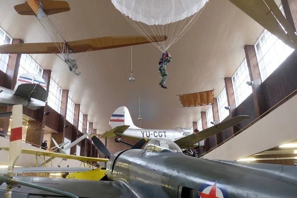 ザグレブ クロアチア 2016 日にベオグラード ニコラ テスラ技術博物館で古い飛行機 — ストック写真