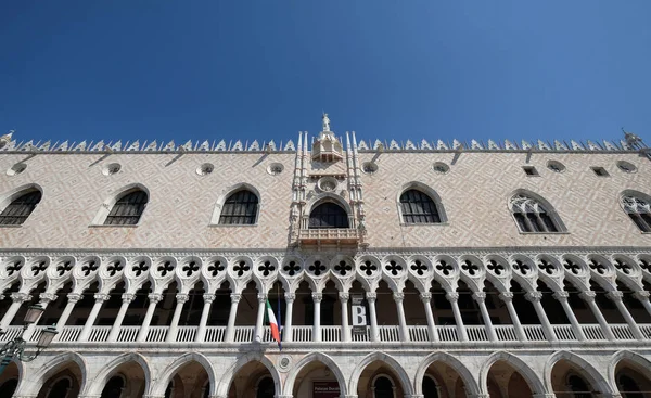 Doge Palace Piazza San Marco Facade Venice Italy Дворец Резиденцией — стоковое фото