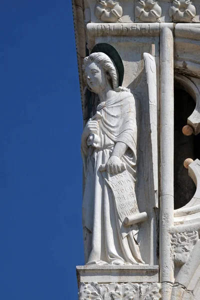 Scultura Dell Arcangelo Michele Con Spada Particolare Palazzo Ducale Piazza — Foto Stock