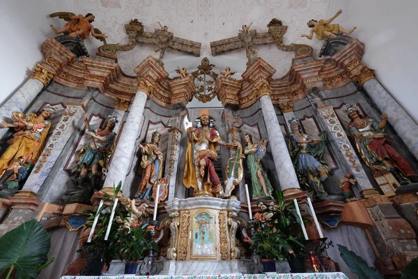 Ołtarz Główny Kościele Wniebowzięcia Najświętszej Maryi Panny Pokupsko Chorwacja — Zdjęcie stockowe