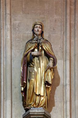 Azize Teresa Avila, Mary varsayım adanmış Zagreb Katedrali heykelinin