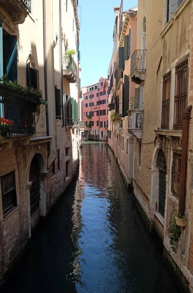 Veduta Dei Bellissimi Colorati Piccoli Canali Edifici Storici Venezia — Foto Stock