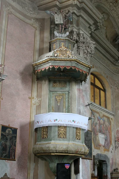 Pulpito Nella Chiesa Dell Assunzione Sveta Marija Muri Croazia — Foto Stock